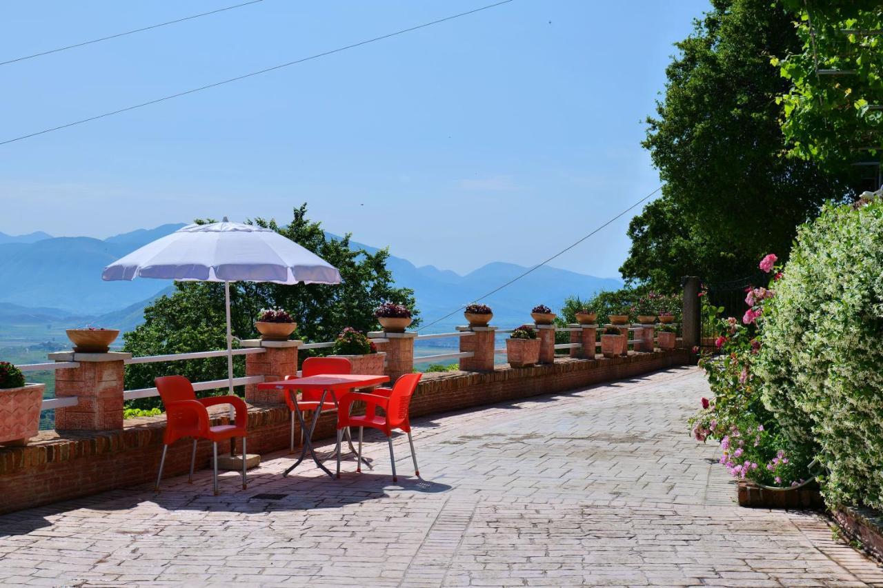 Saranda Landscape Apartment Nivice Bagian luar foto