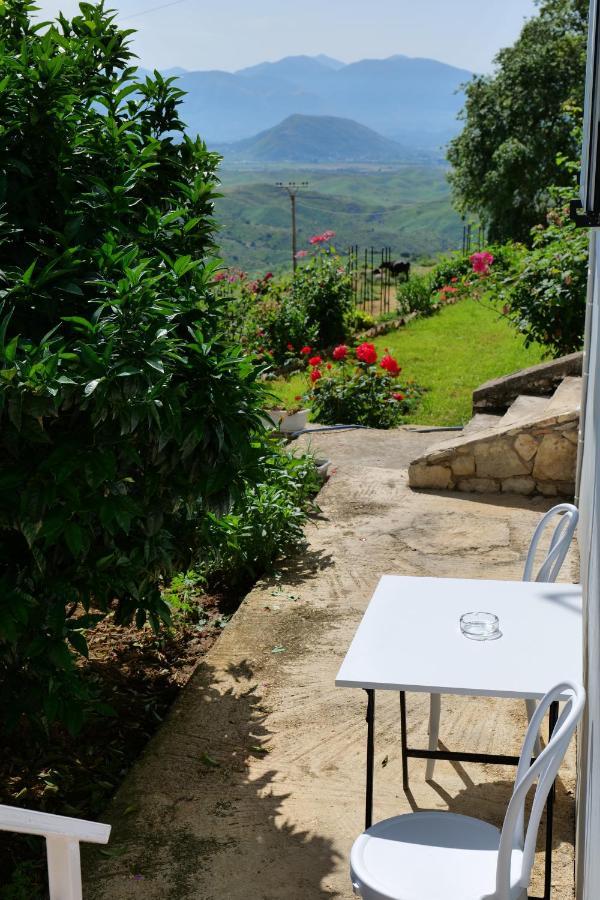 Saranda Landscape Apartment Nivice Bagian luar foto